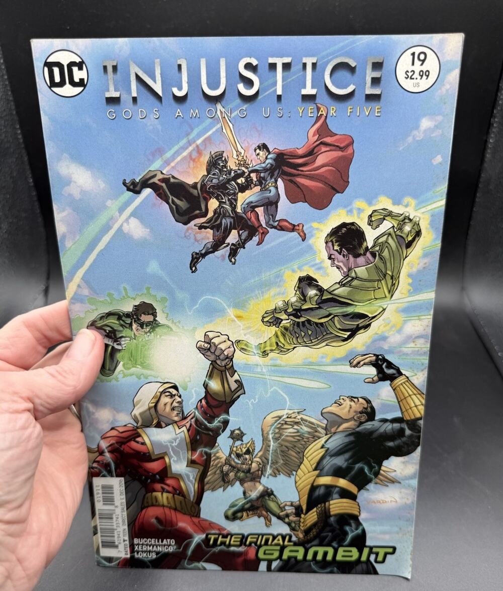 Injustice: Gods Among Us: Year Five #19 DC Penultimate Issue Bag+Board New! -C